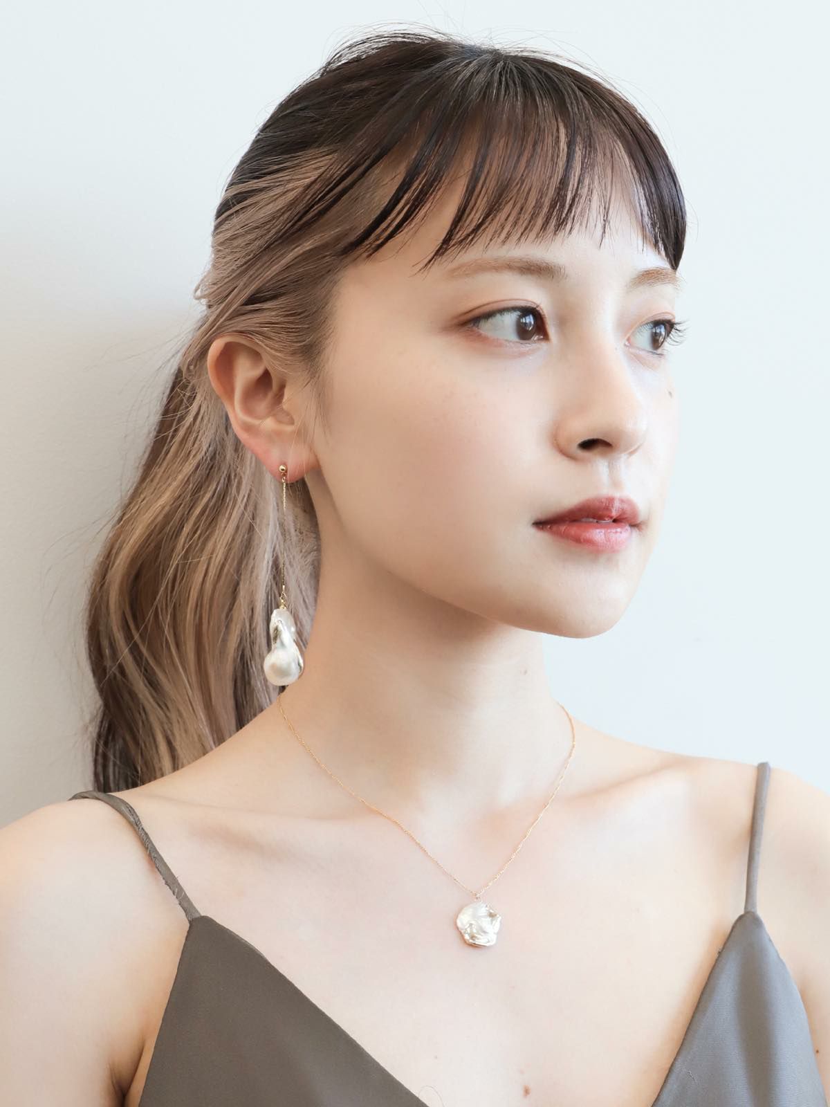 White Oyster Drop Earring&Pierce - Vintage Gold 【WDP-ER-02